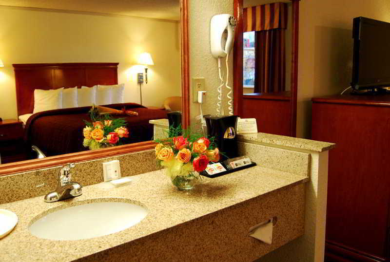 Clarion Inn Renton-Seattle Exterior photo